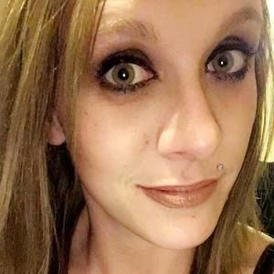 Meet your Posher, Salina